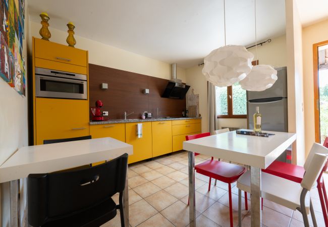 Villa in Saint-Césaire-de-Gauzignan - Vignes Villa in Saint-Césaire-de-Gauzignan - Vignes