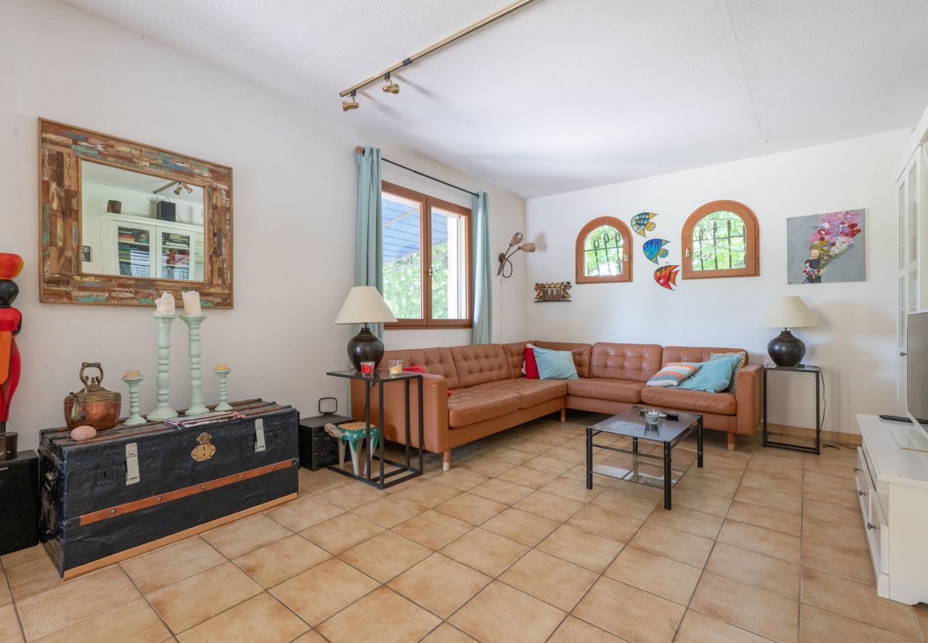 Villa in Saint-Césaire-de-Gauzignan - Vignes