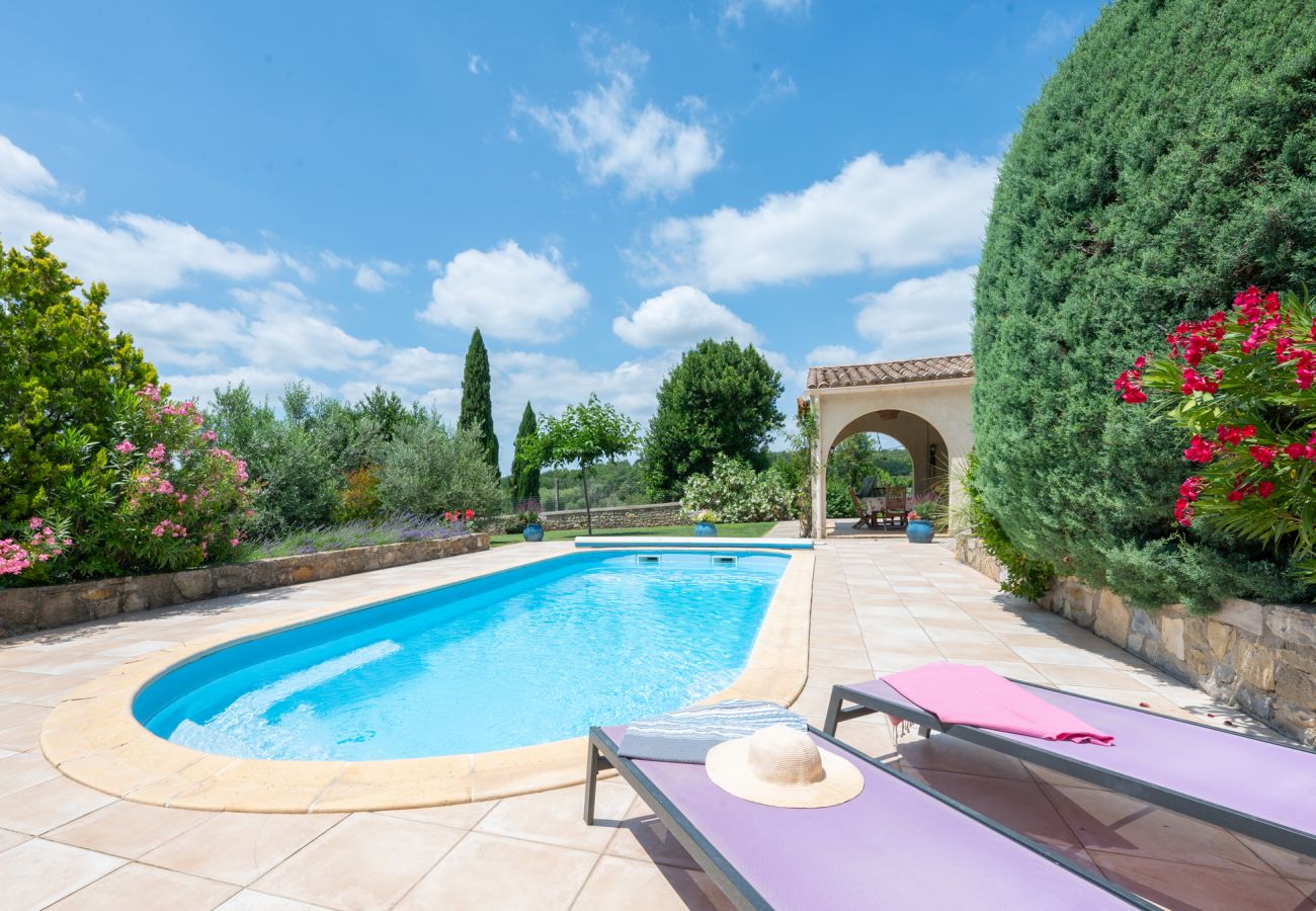Villa in Saint-Césaire-de-Gauzignan - Vignes