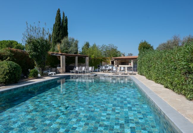 Villa Scribo - Großer Privater Umzäunter Pool mit Sommerküche