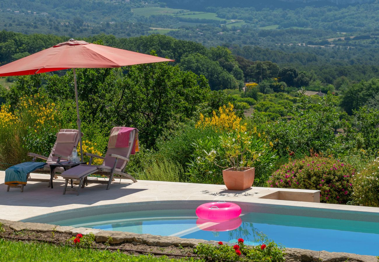 Villa in Murs - La Cauquière