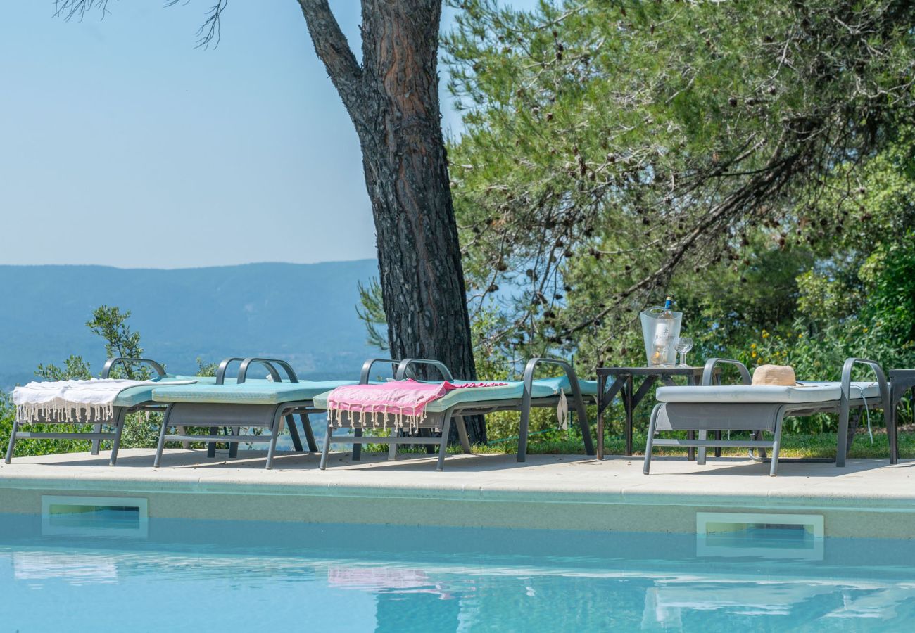 Villa in Murs - La Cauquière