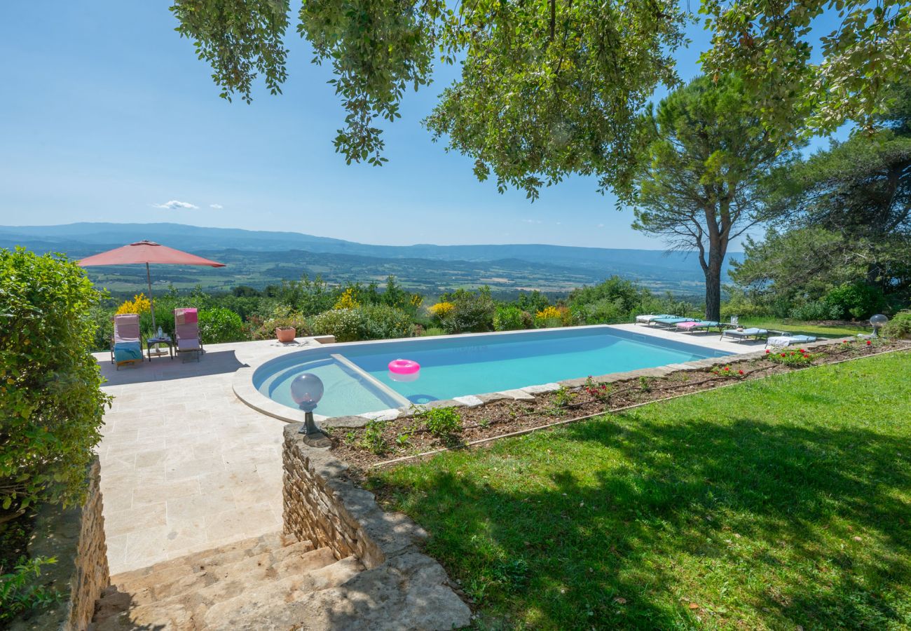 Villa in Murs - La Cauquière