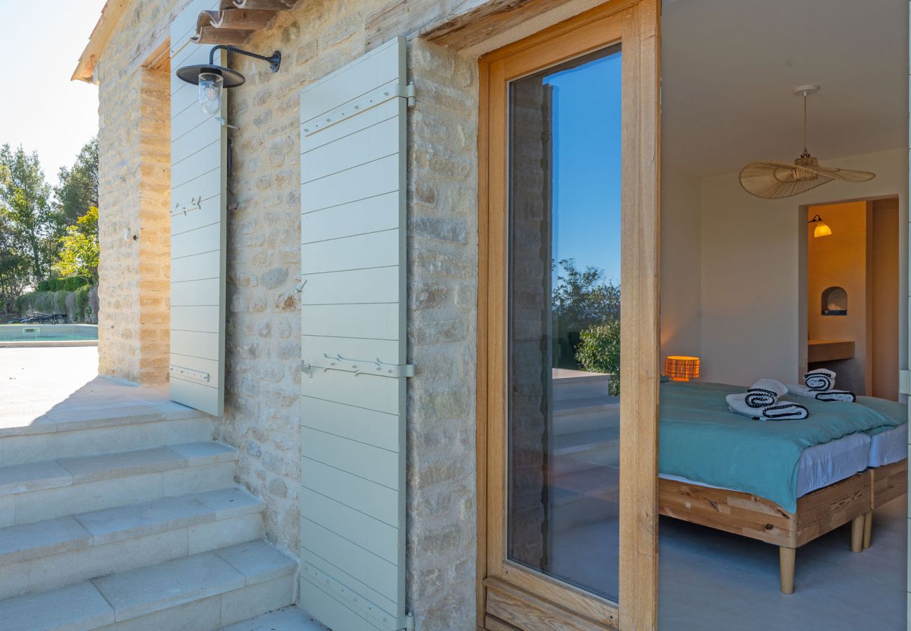 Villa in Murs - La Cauquière