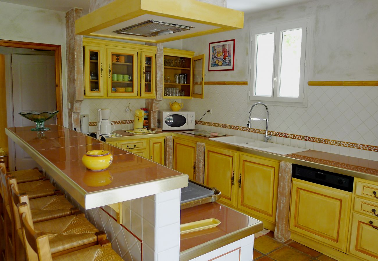 Villa in Saint-Restitut - 26MURA · Villa Mas Murat