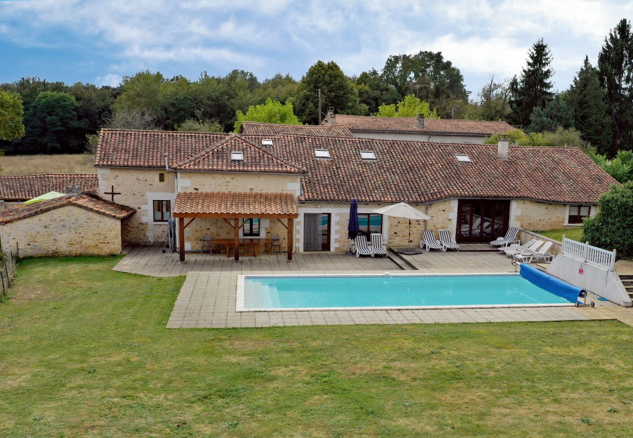 Villa in Mainzac - Le Breuil