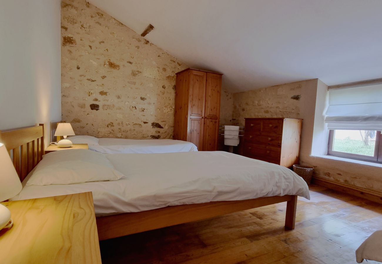 Villa in Mainzac - Le Breuil