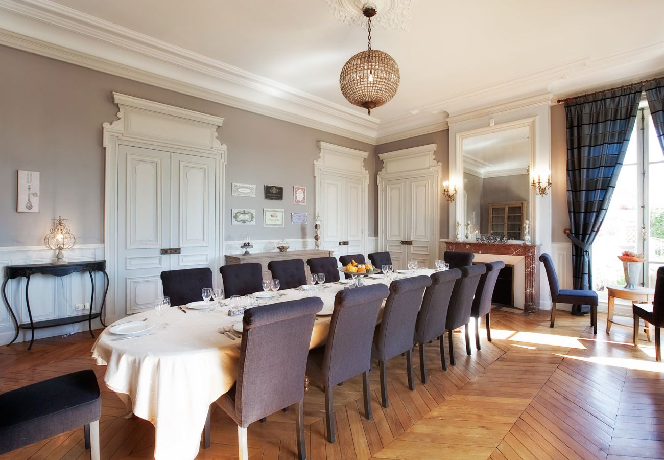 Villa in Mercurey - Château de Mercurey