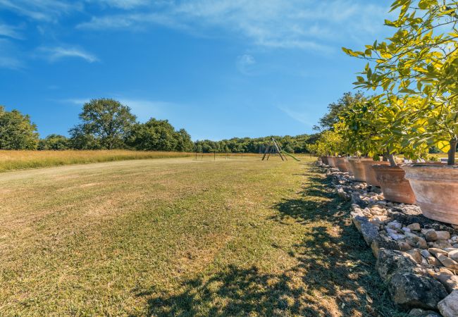 Villa in Saint-Germain-des-Prés - Le Mirambeau Villa in Saint-Germain-des-Prés - Le Mirambeau