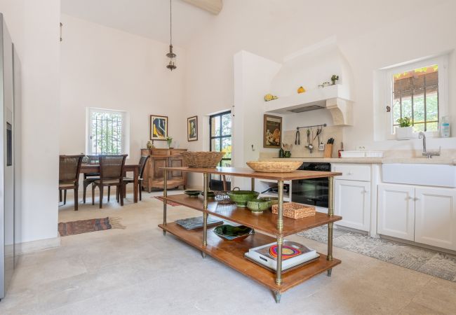 Villa in Apt - Lumière des Cerisiers Villa in Apt - Lumière des Cerisiers