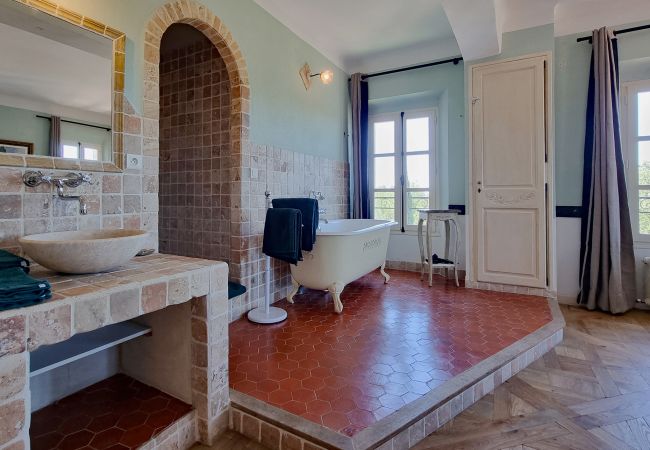 Villa in Lorgues - Domaine du Bonheur Villa in Lorgues - Domaine du Bonheur