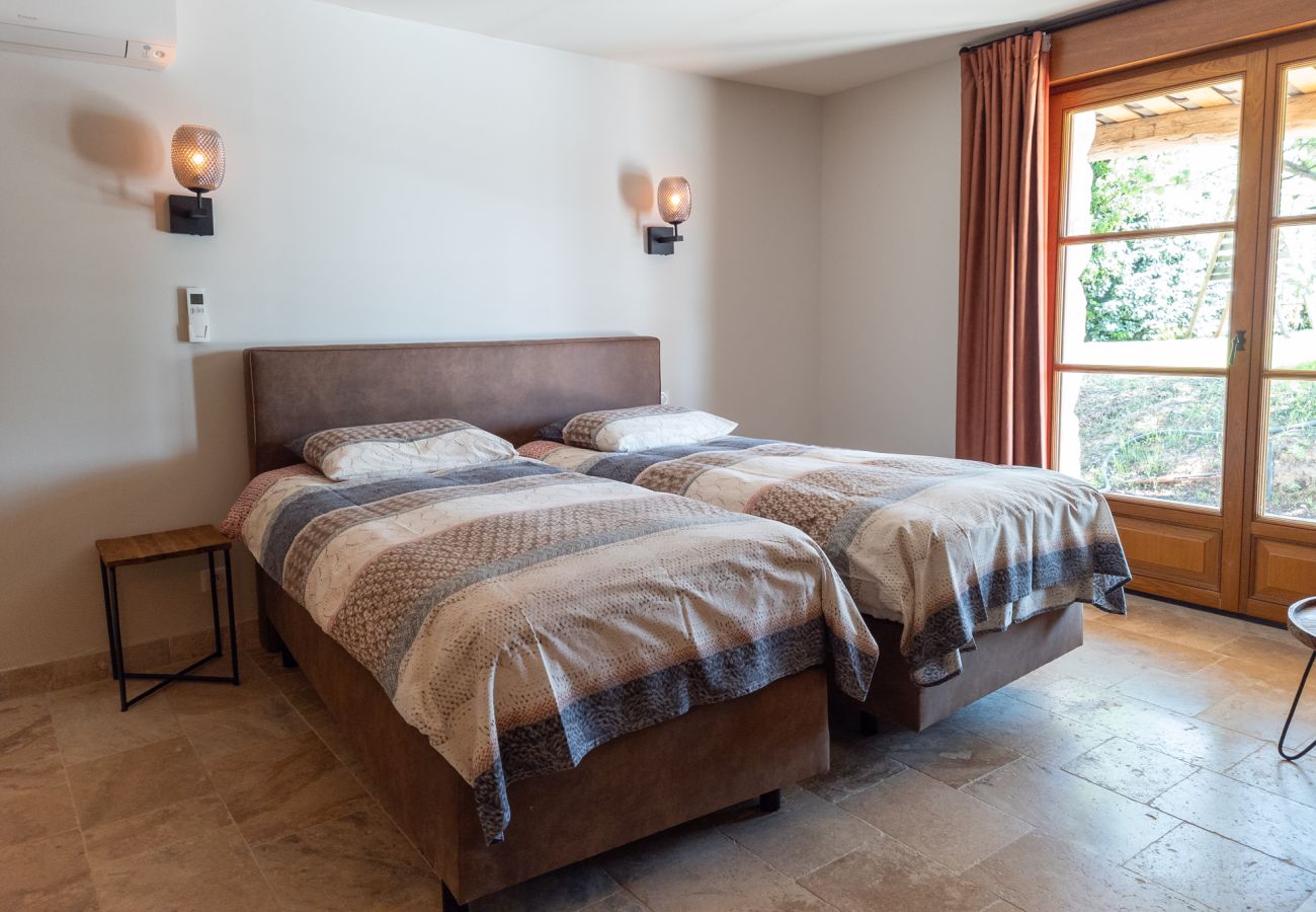 Villa in Lorgues - Le Jardin des Enfants