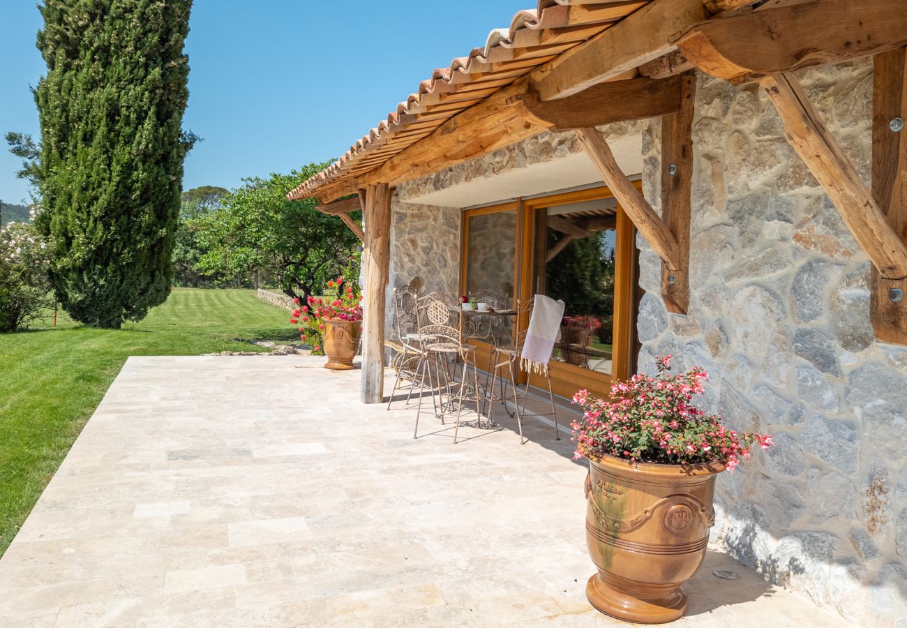 Villa in Lorgues - Le Jardin des Enfants