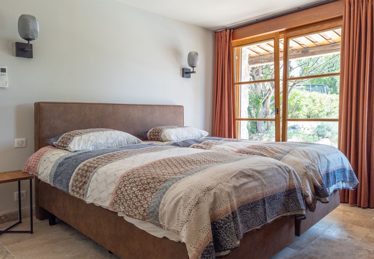 Villa in Lorgues - Le Jardin des Enfants