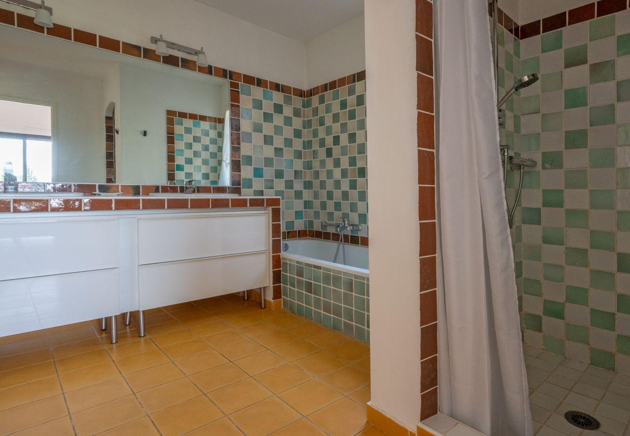 Villa in Lorgues - Le Refuge Provençal