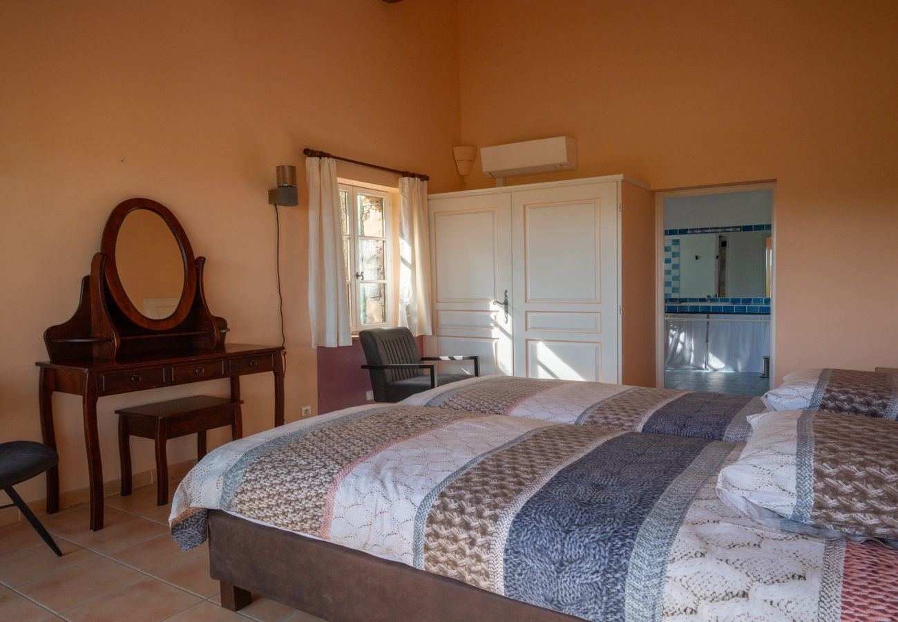 Villa in Lorgues - Le Refuge Provençal