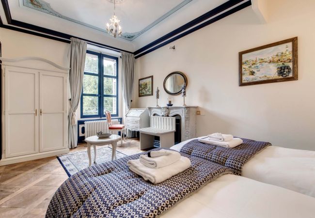 Villa in Vescours - Château de Montsymond Villa in Vescours - Château de Montsymond