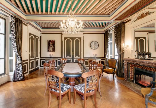 Villa in Vescours - Château de Montsymond Villa in Vescours - Château de Montsymond