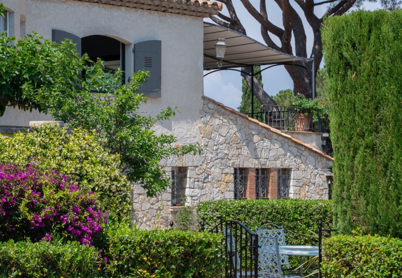 Villa in Sainte-Maxime - La Vue des Pins