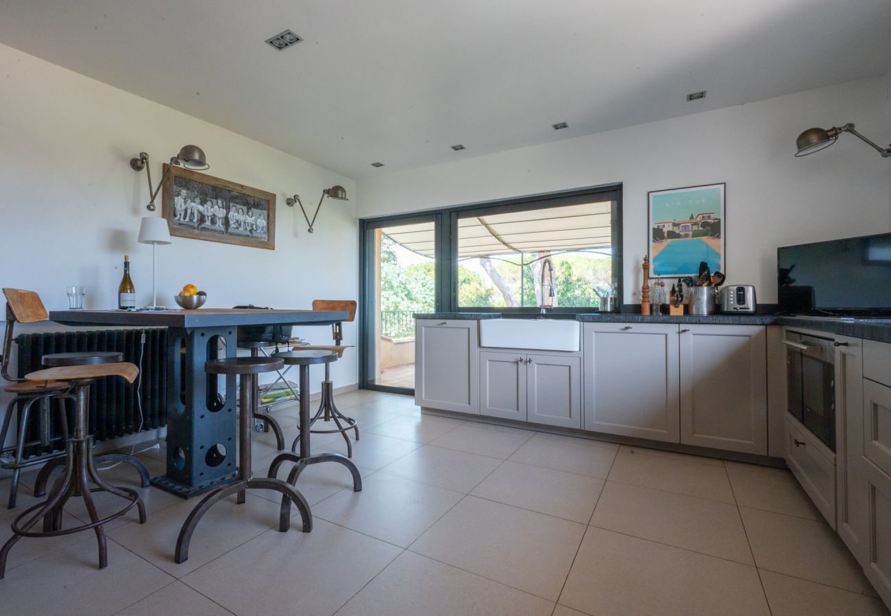 Villa in Sainte-Maxime - La Vue des Pins
