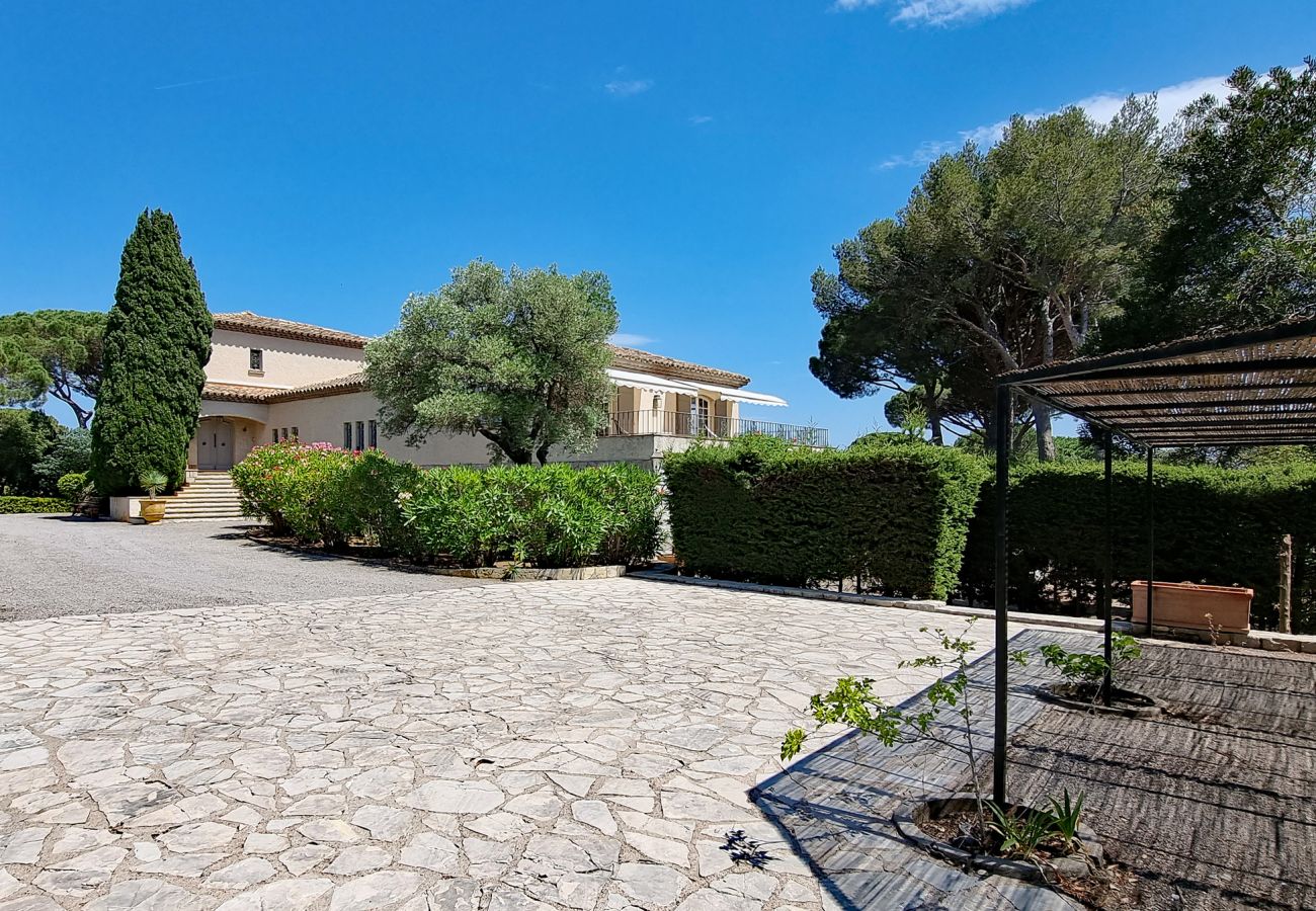 Villa in Sainte-Maxime - La Vue des Pins