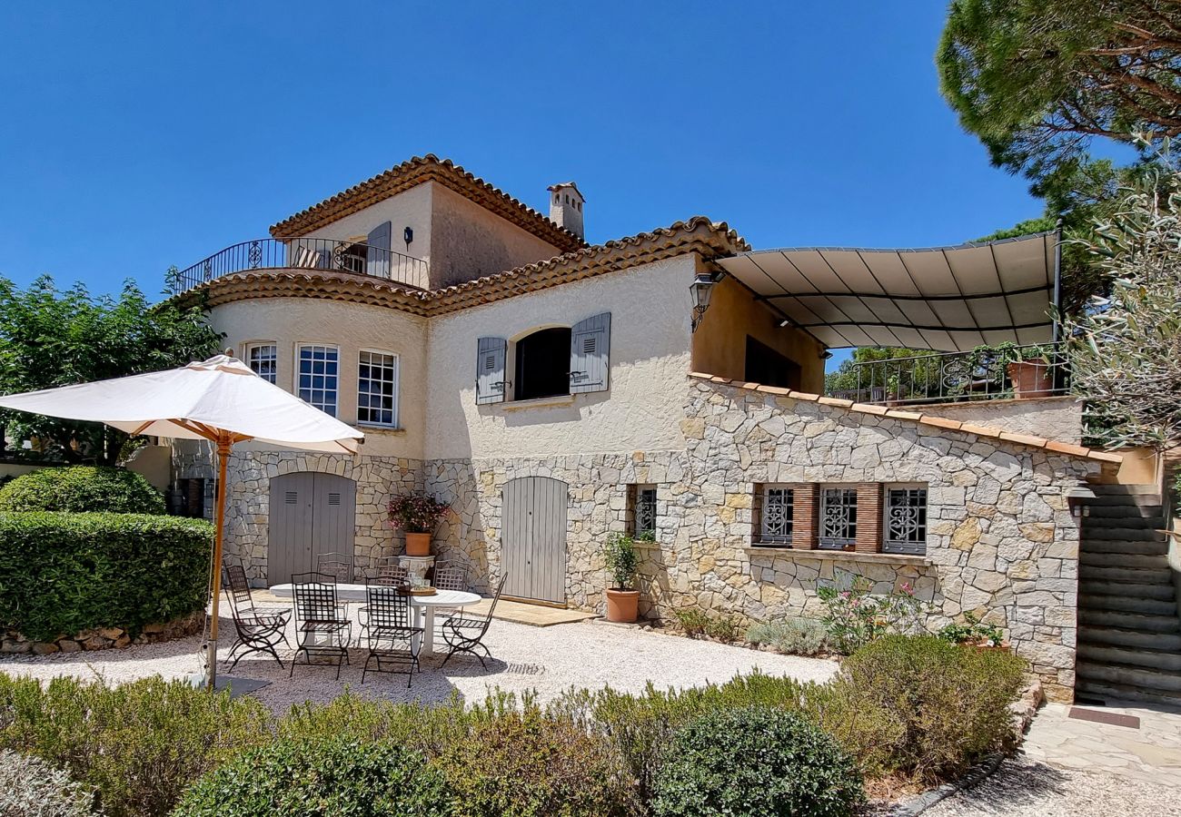 Villa in Sainte-Maxime - La Vue des Pins
