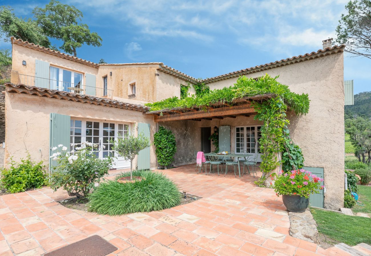 Villa in Grimaud - La Petite Colline d'Or