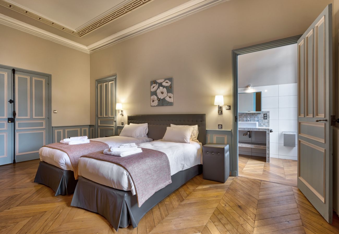 Villa in Cuisery - Château de Montrevost