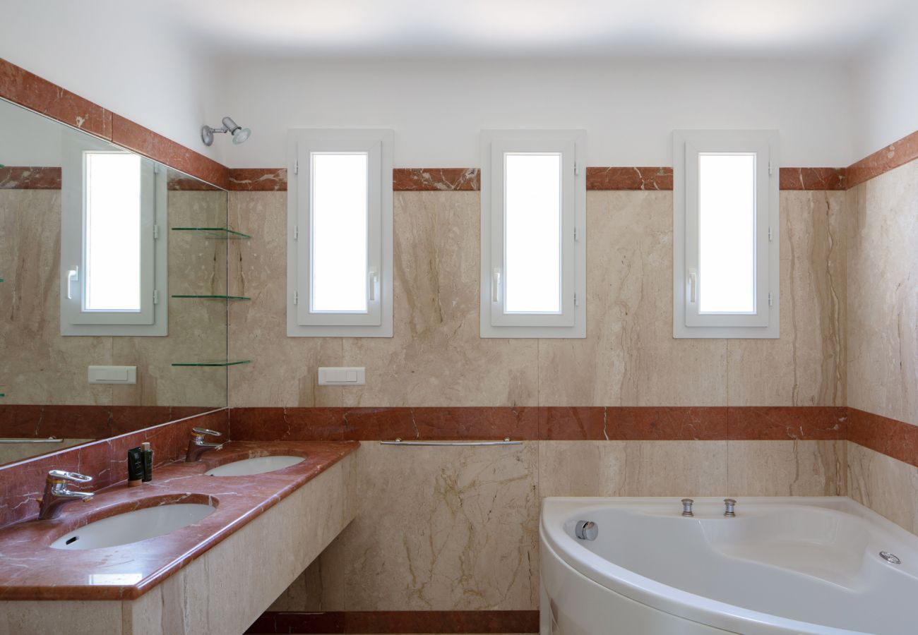 Villa in Sainte-Maxime - Jardin des Trois