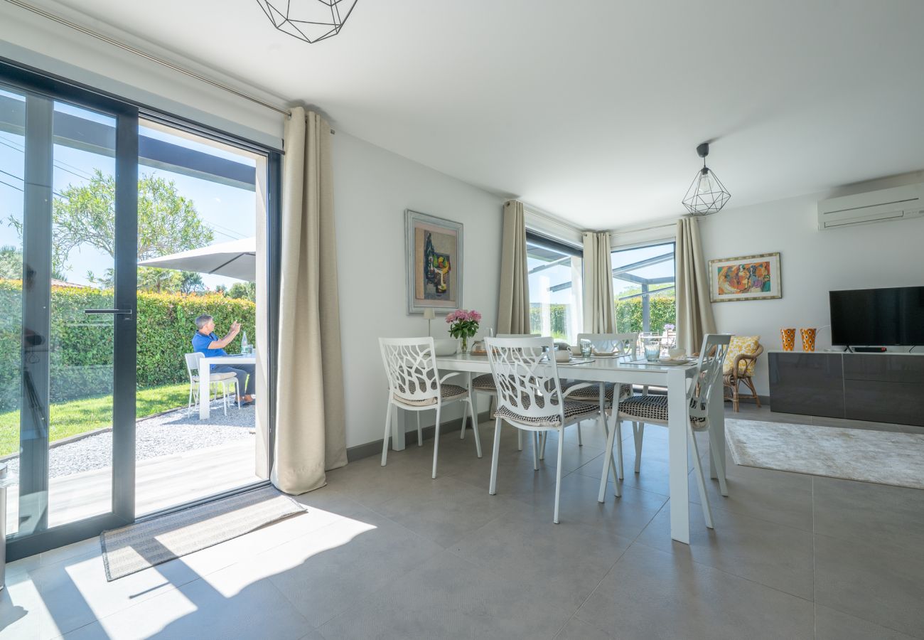 Villa in Le Plan-de-la-Tour - La Perle Blanche