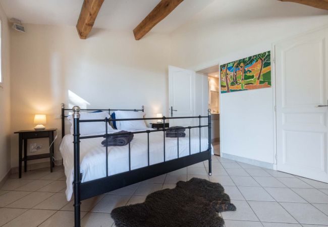 Villa in Murs - La Cauquière Villa in Murs - La Cauquière