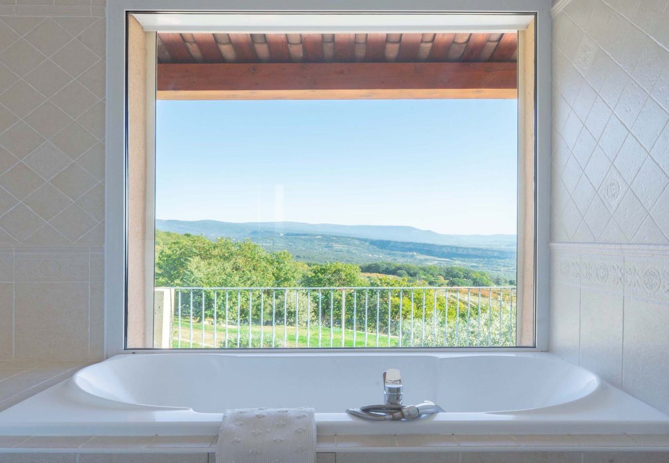 Villa in Murs - Chris