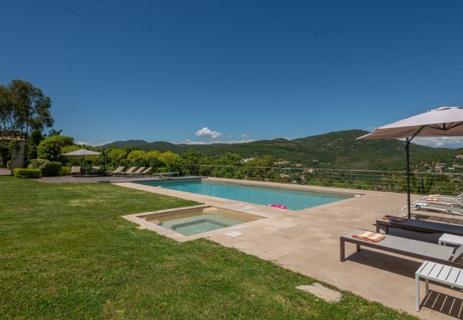 Villa in Sainte-Maxime - Mas Supérieure Villa in Sainte-Maxime - Mas Supérieure