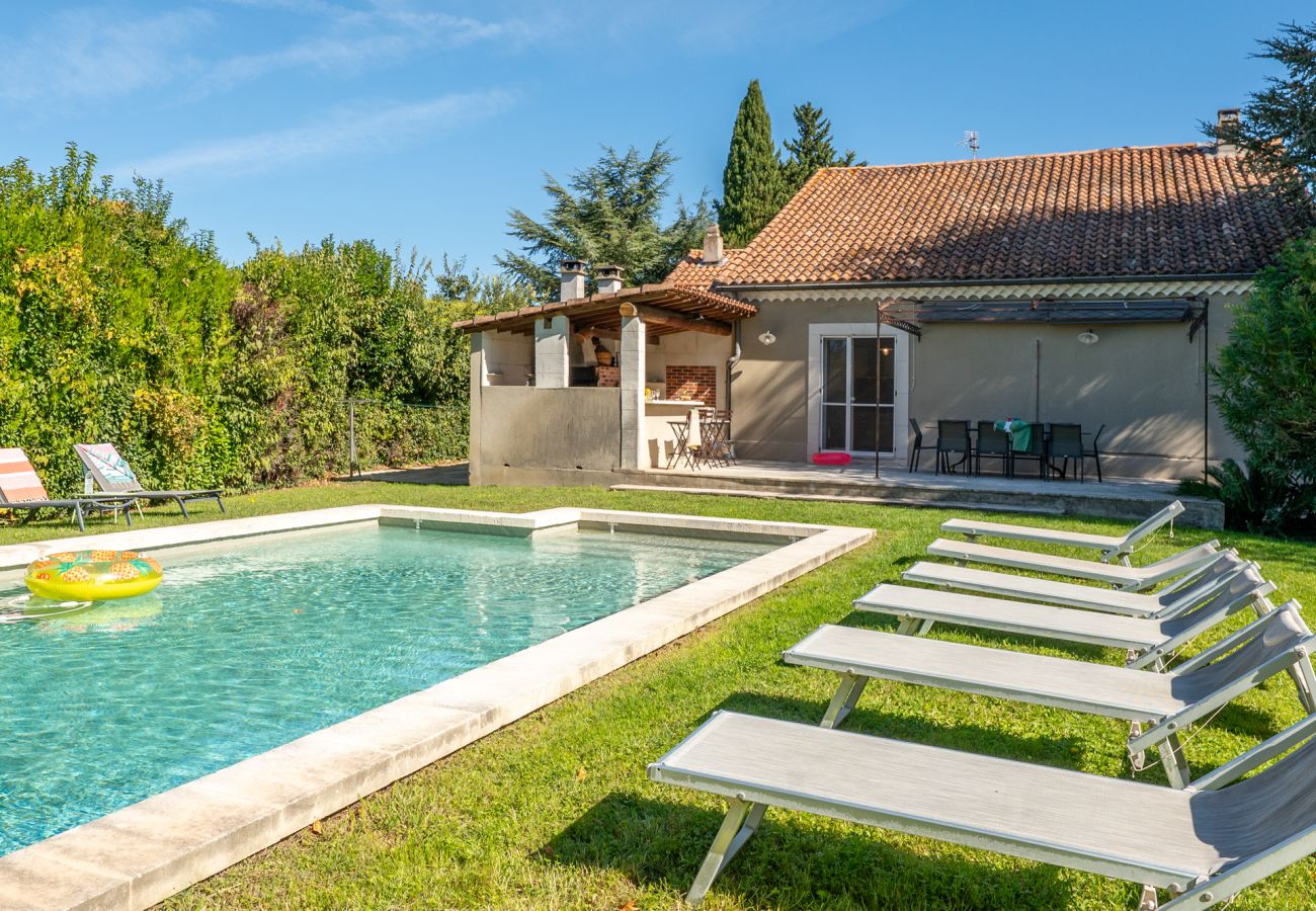 Villa in Saint-Etienne-du-Grès - La Bastide des Alpilles