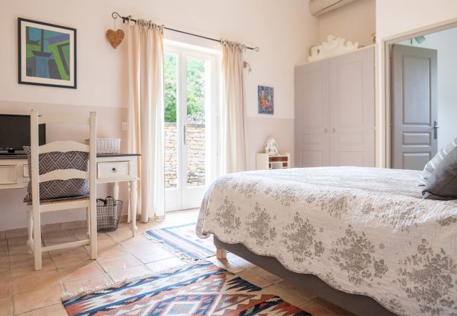 Villa in Apt - Lumière des Cerisiers Villa in Apt - Lumière des Cerisiers