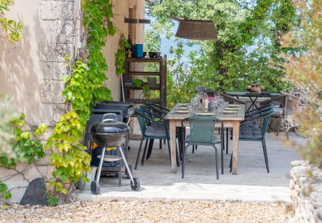 Villa in Apt - Lumière des Cerisiers Villa in Apt - Lumière des Cerisiers