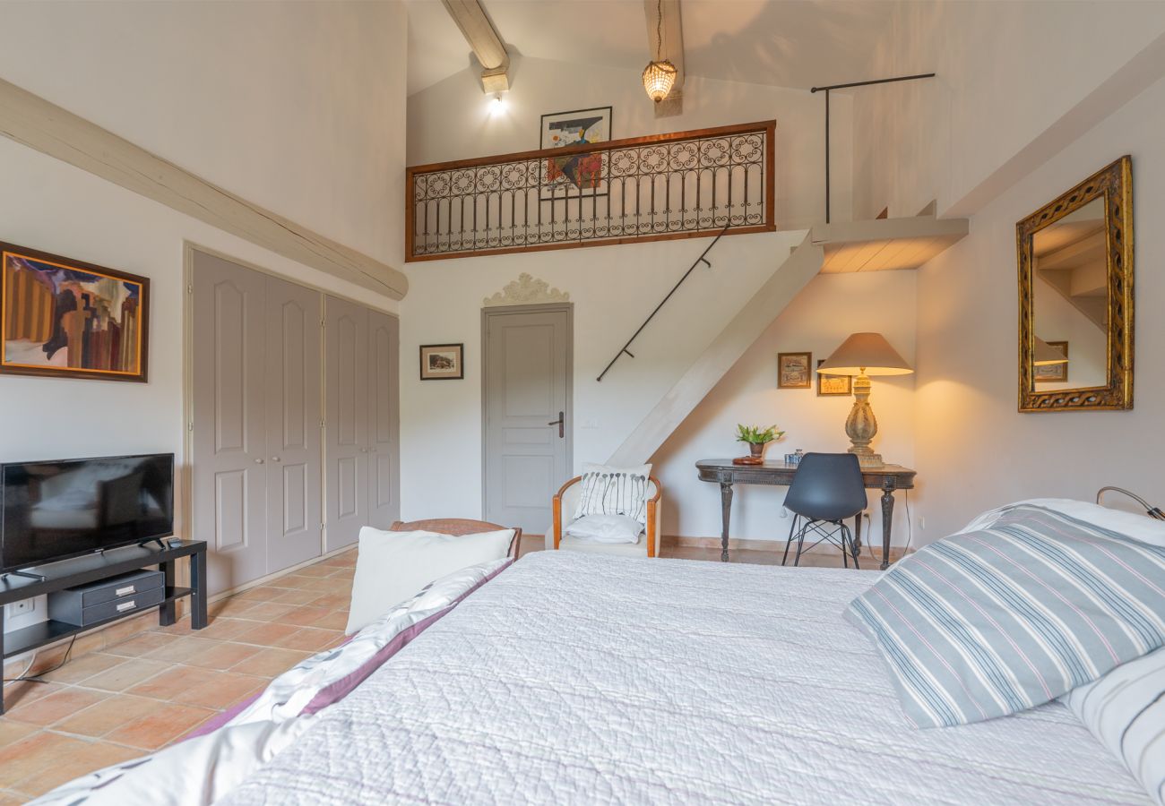 Villa in Apt - Lumière des Cerisiers