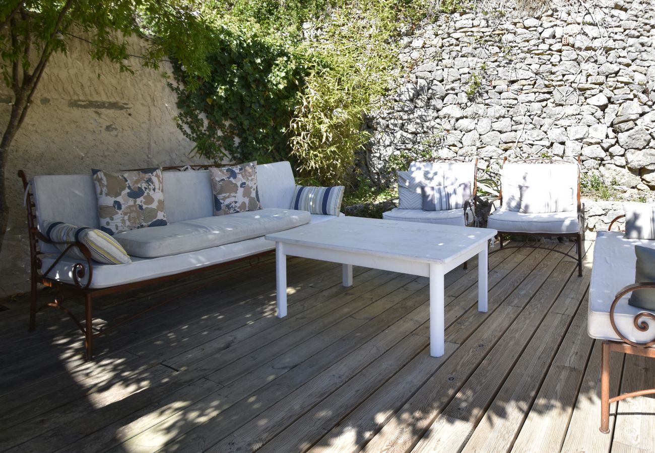 Townhouse in Méounes-lès-Montrieux - 83MENOU -Menous