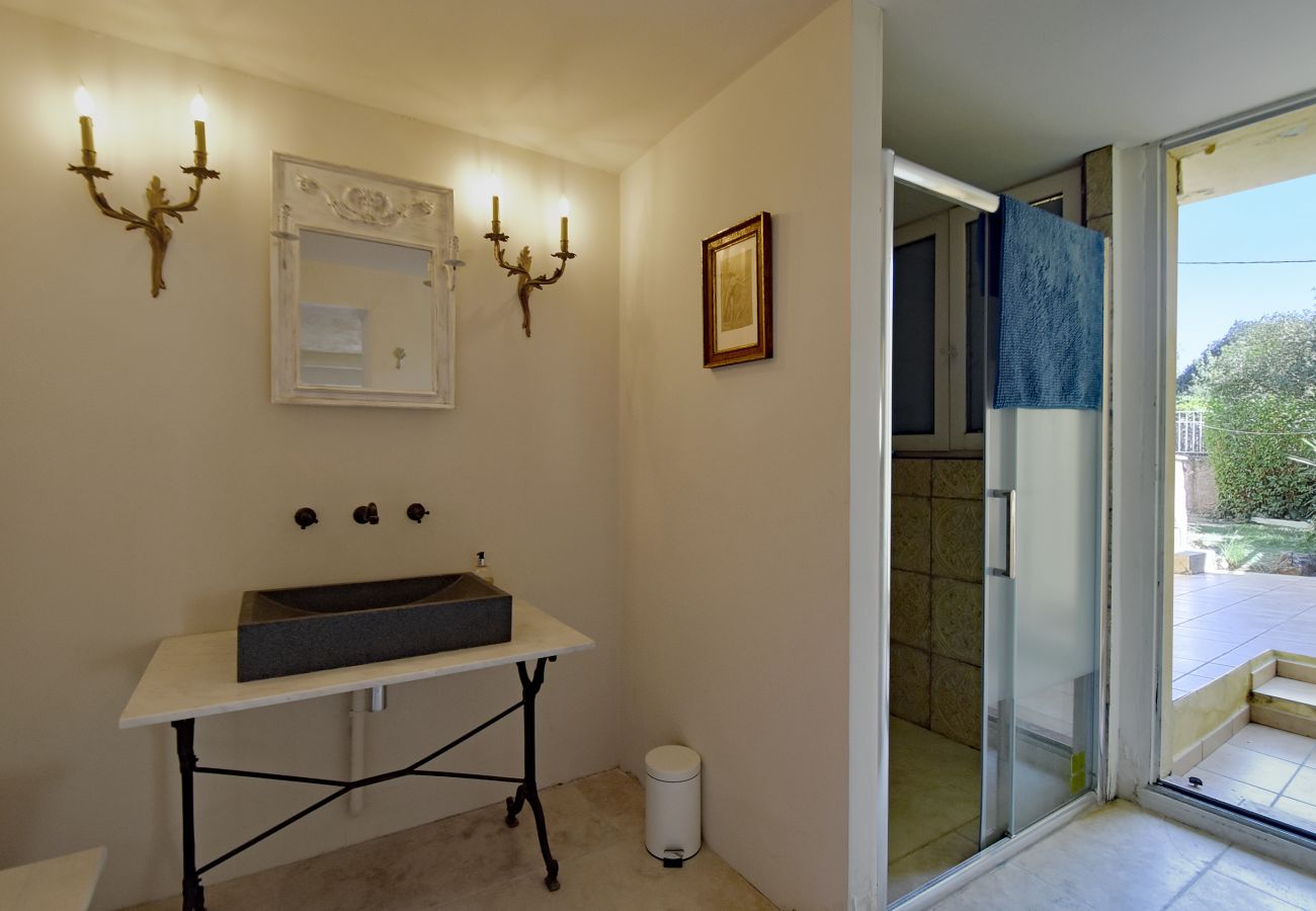 Townhouse in Méounes-lès-Montrieux - 83MENOU -Menous