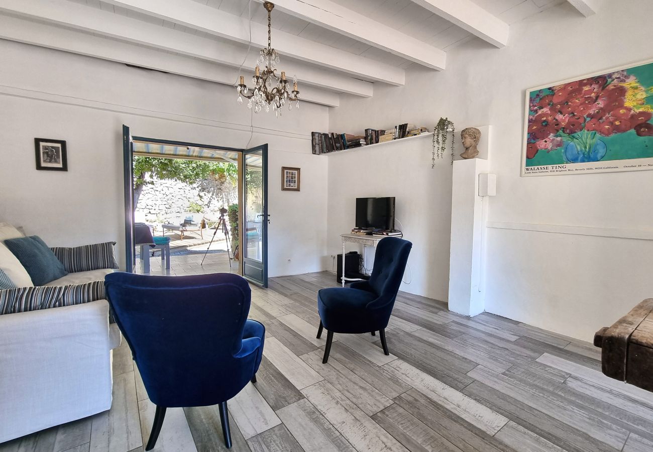 Townhouse in Méounes-lès-Montrieux - 83MENOU -Menous