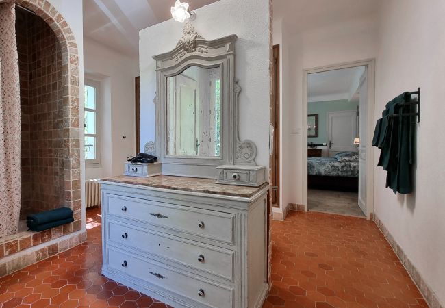 Villa in Lorgues - Domaine du Bonheur Villa in Lorgues - Domaine du Bonheur