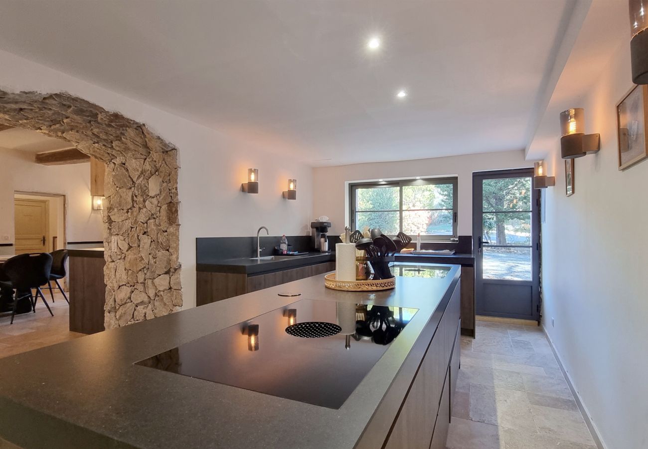 Villa in Lorgues - Domaine du Bonheur