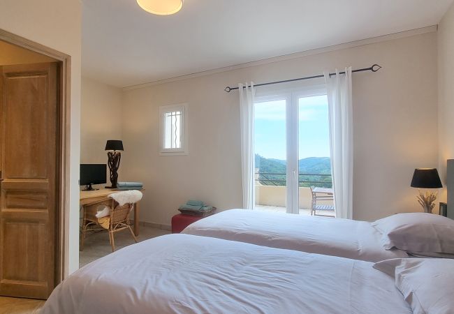 Villa in Bargemon - Les Lumières de Bargemon Villa in Bargemon - Les Lumières de Bargemon