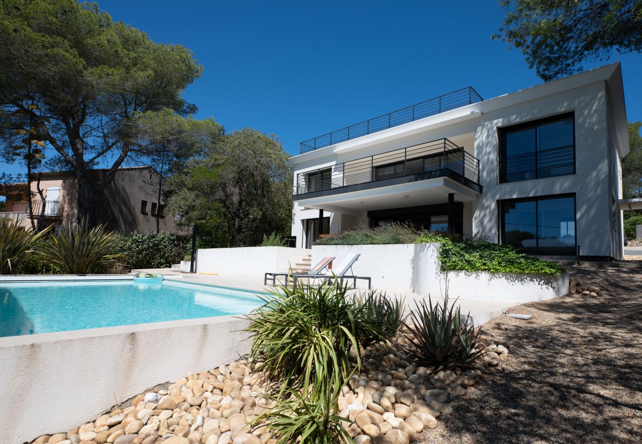 Villa in Saint Raphael - 83Le41