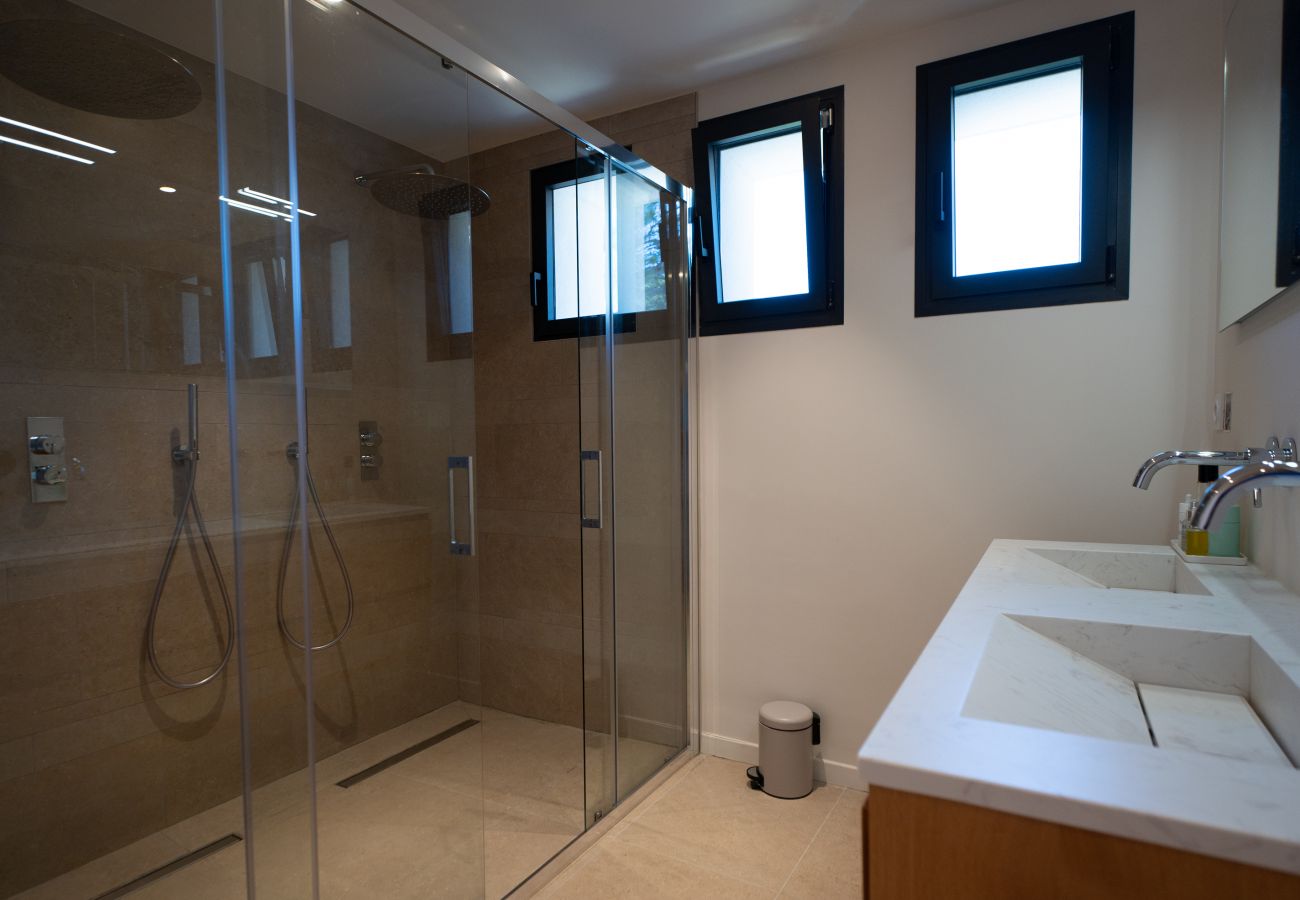 Villa in Saint Raphael - 83Le41