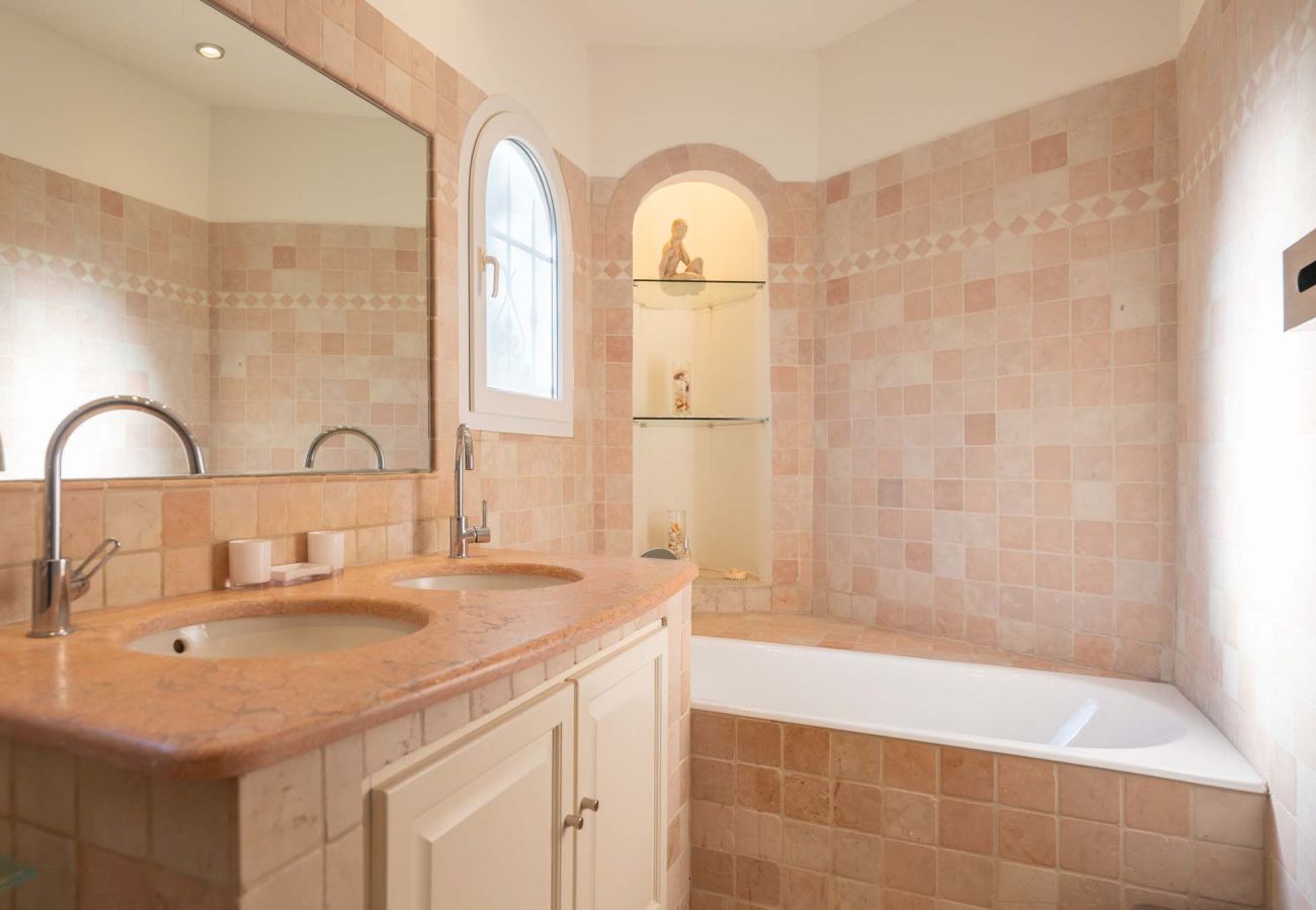 Villa in Sainte-Maxime - Cacharel