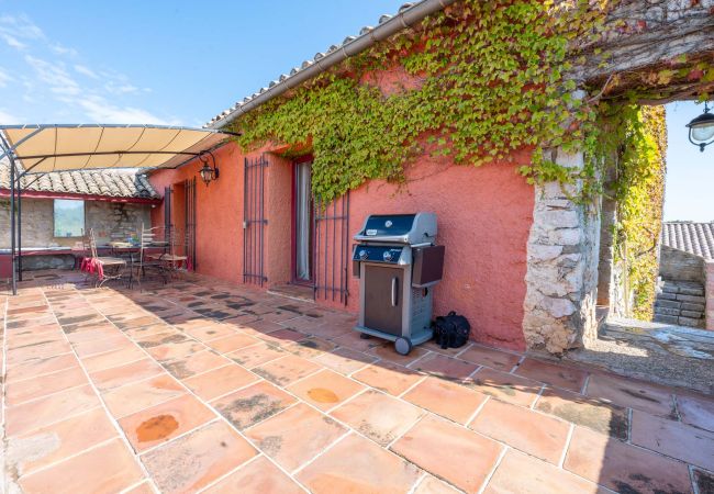 Villa in Viols-en-Laval - Mas de l'Avit Villa in Viols-en-Laval - Mas de l'Avit