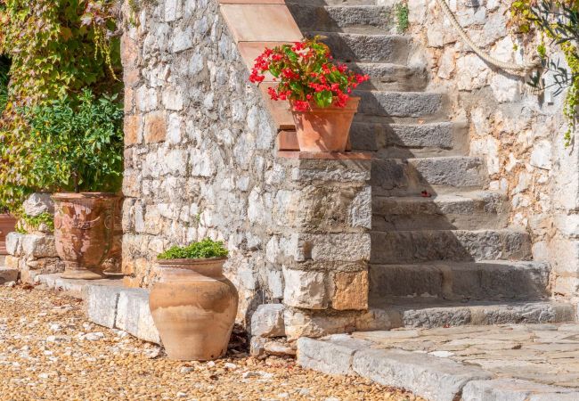 Villa in Viols-en-Laval - Mas de l'Avit Villa in Viols-en-Laval - Mas de l'Avit