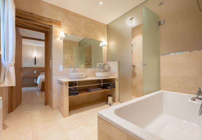 Villa in Cotignac - La Bergerie Caseneuve Villa in Cotignac - La Bergerie Caseneuve