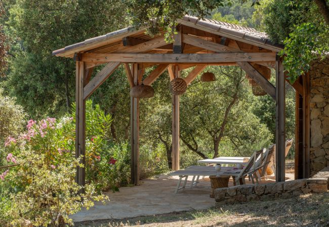 Villa in Cotignac - La Bergerie Caseneuve Villa in Cotignac - La Bergerie Caseneuve